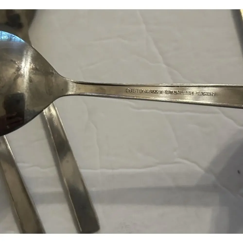 Vintage Customcraft Fluer‎ De Lis Set Of 4 Soup/Dinner Spoon Stainless Flatware